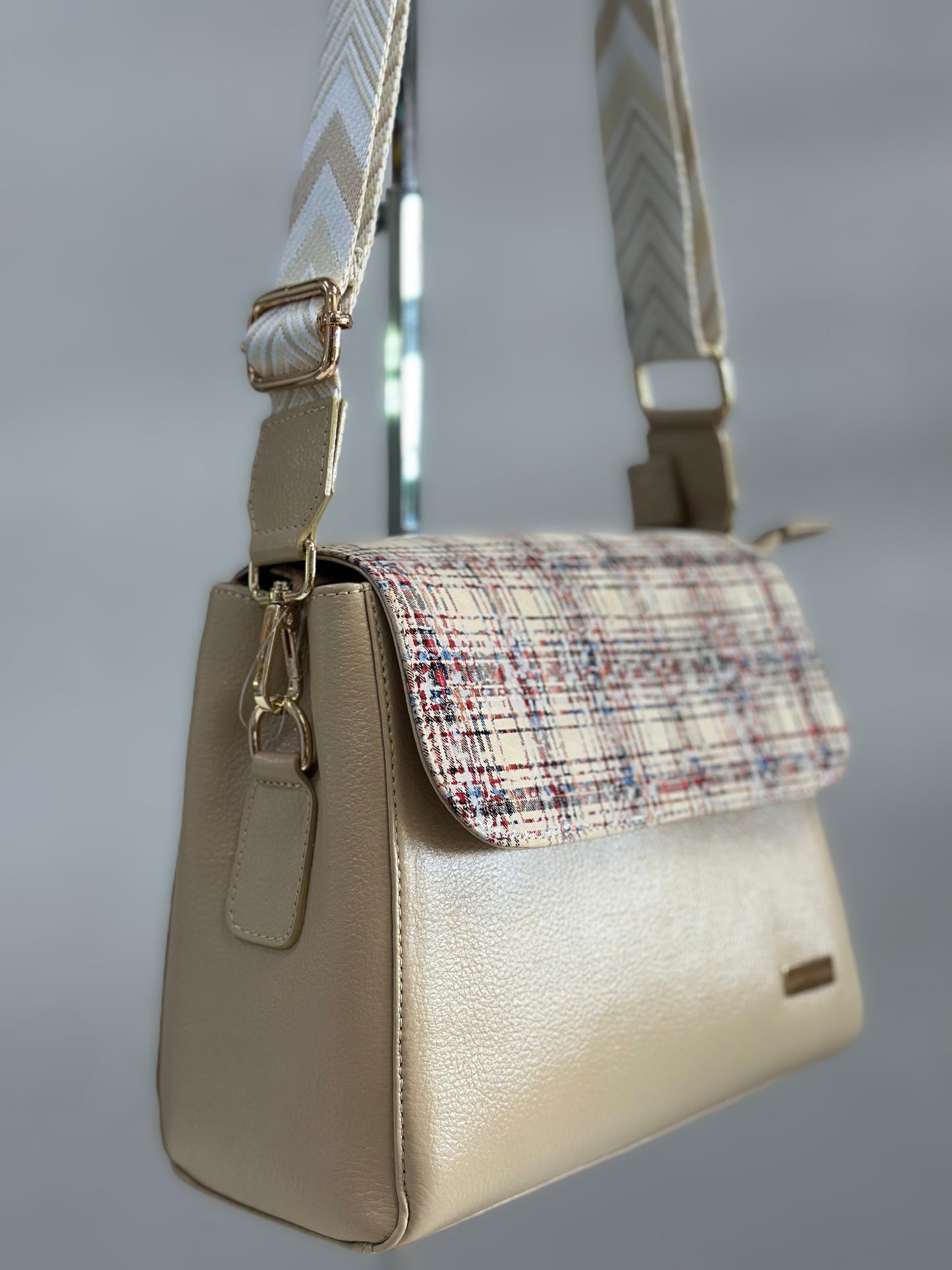 Bolso Clavel